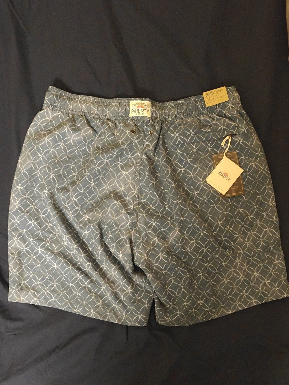 Faherty Beacon Trunk Men's Geometric Swim Shorts Gray & White XL NWT